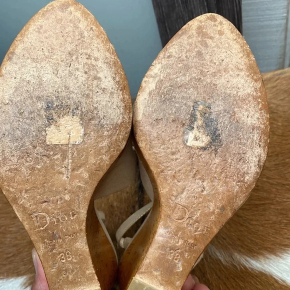 Women’s Christian Dior wedges size 38 check them out very nice thanks 🙏 - Picture 6 of 10